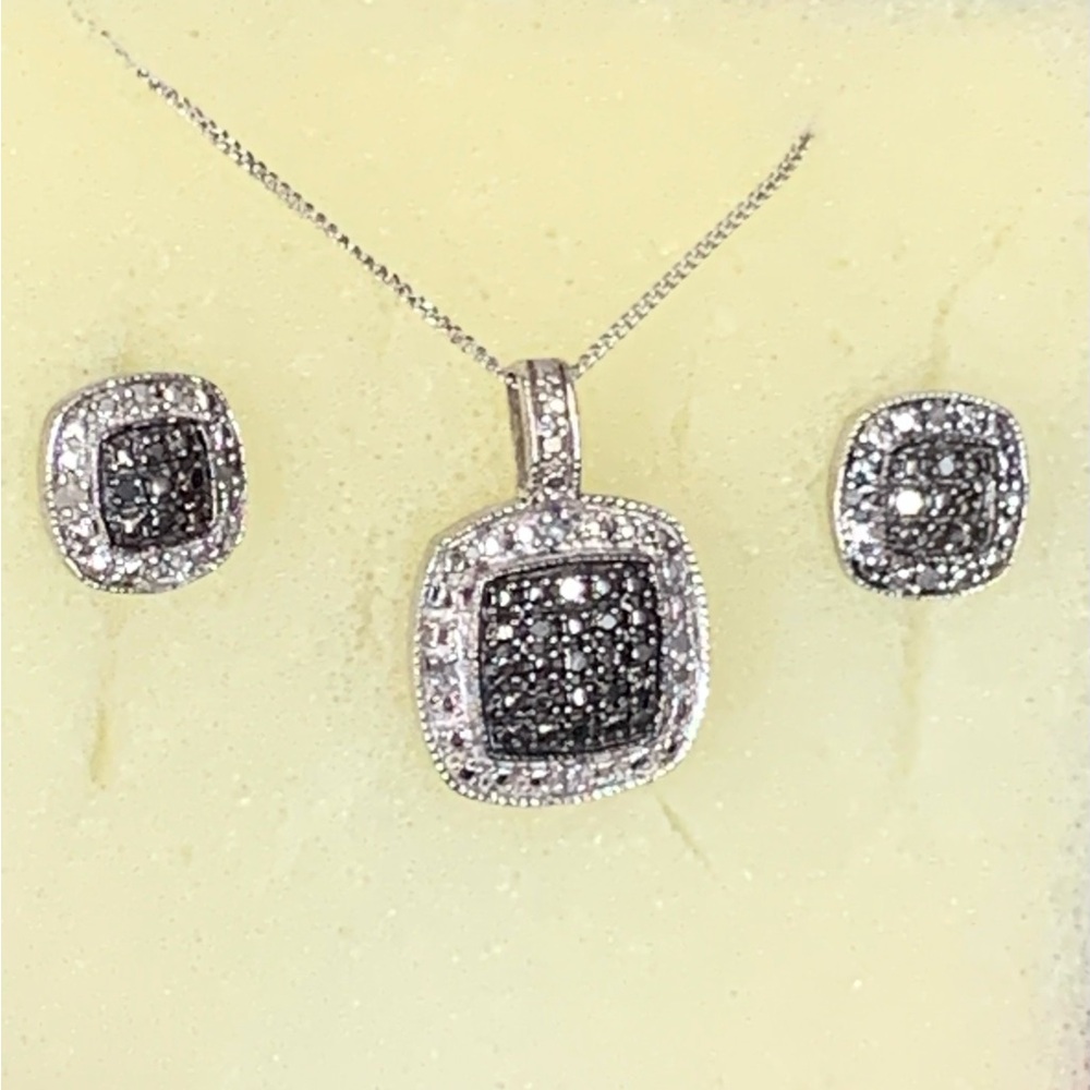 925 Sterling Silver Black & White Diamond Square Pendant Necklace & Stud Earring